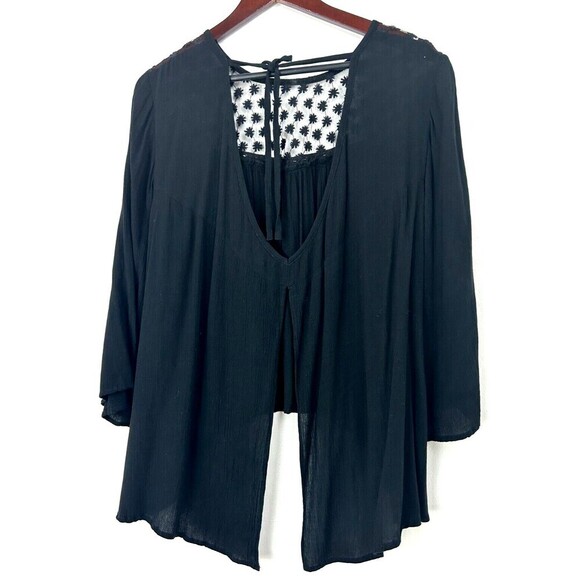 Fashion Fuse Womens Sz L Black Top Sheer Open Back Flare Sleeve Lace Blouse H2 - Picture 7 of 12